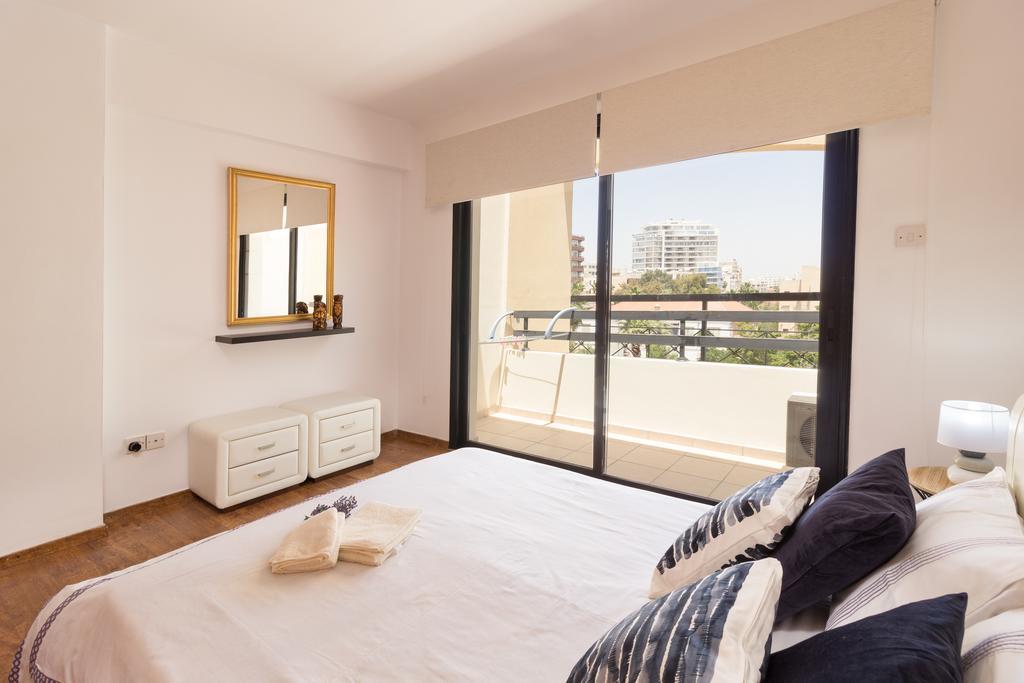 Mama Seaside Apartment Larnaca Exteriér fotografie