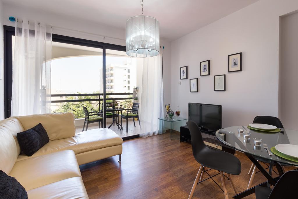 Mama Seaside Apartment Larnaca Exteriér fotografie